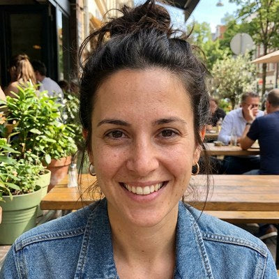 Sarah K., 32